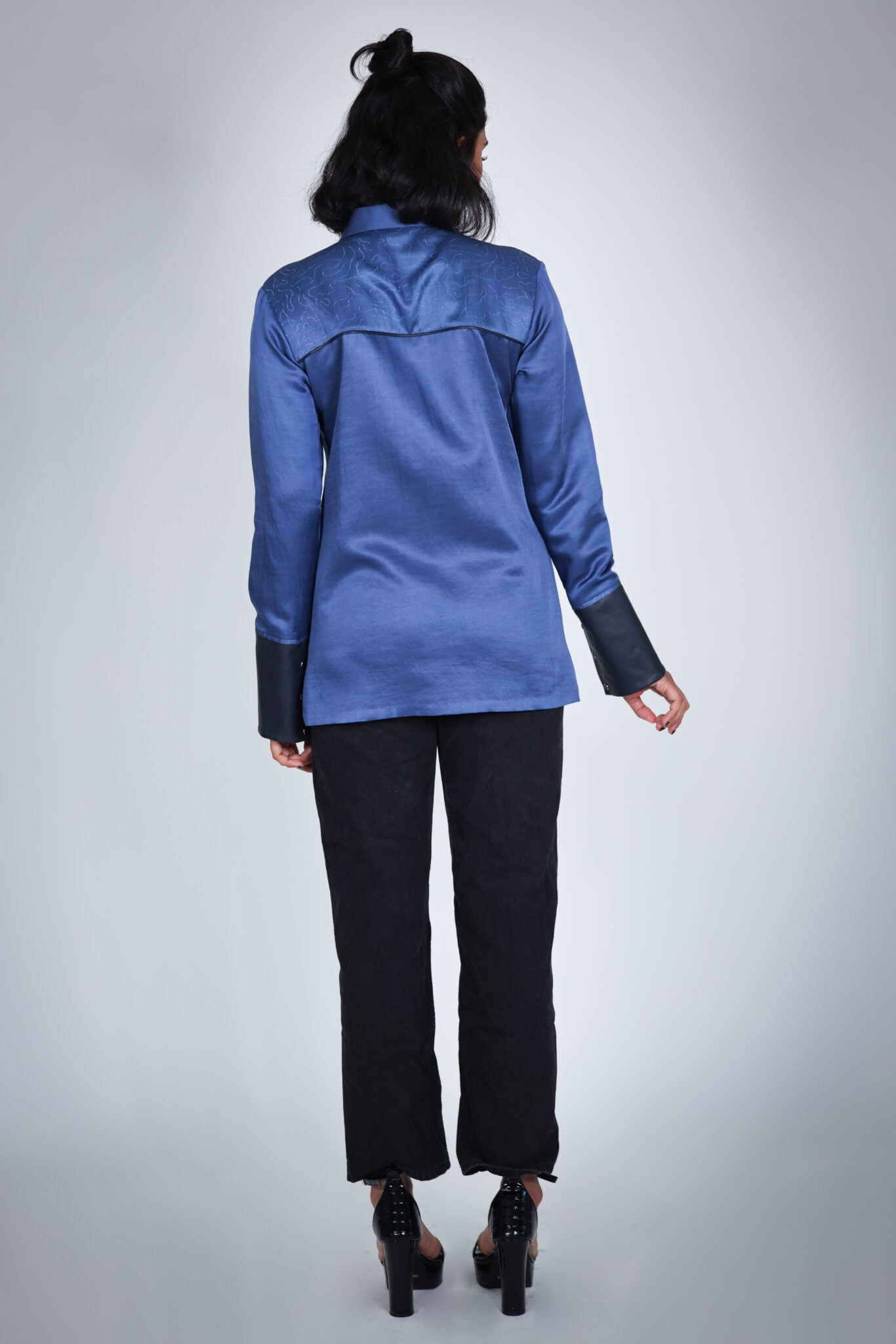 blue leather cuff shibori shirt