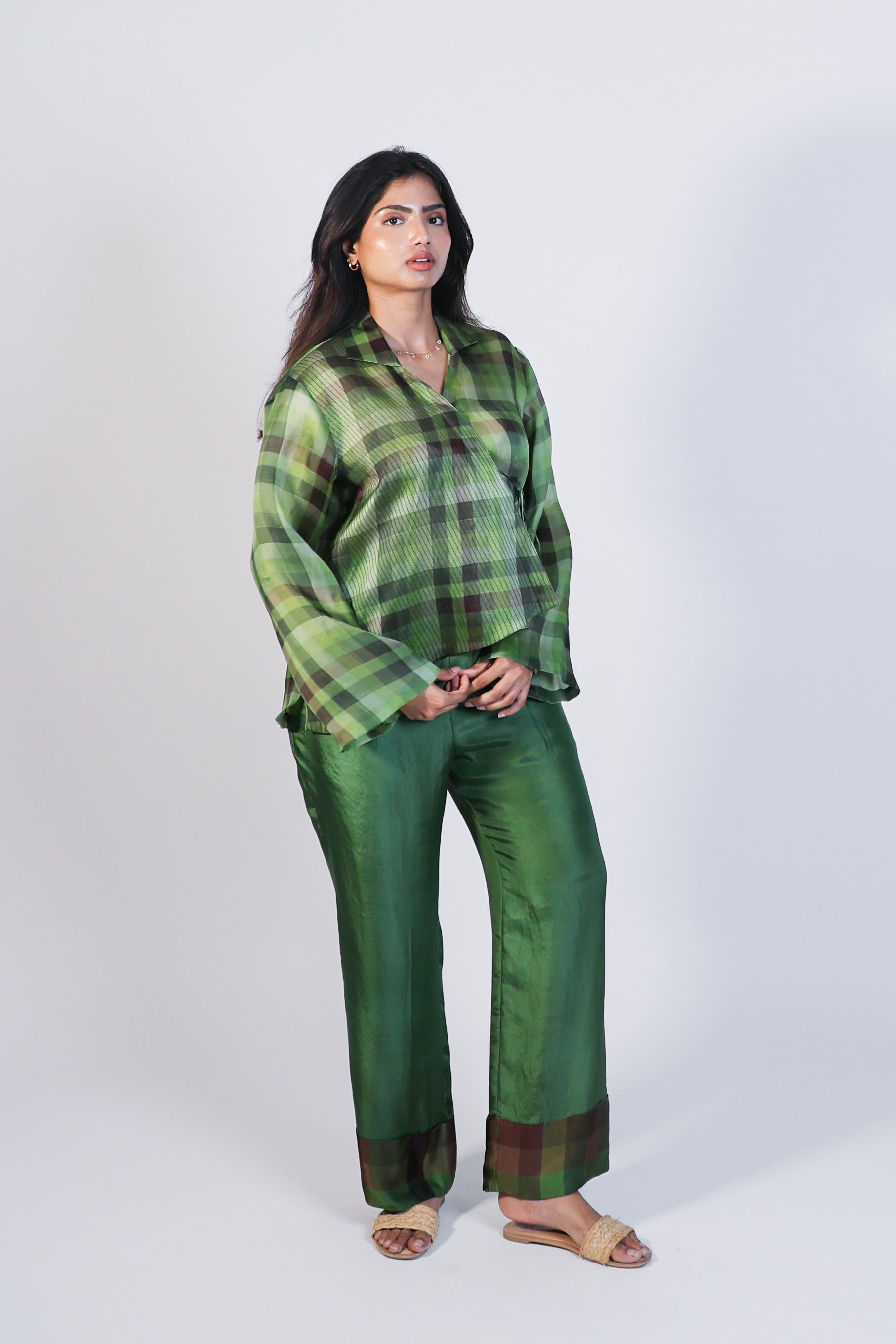 lungi hidden honey shirt