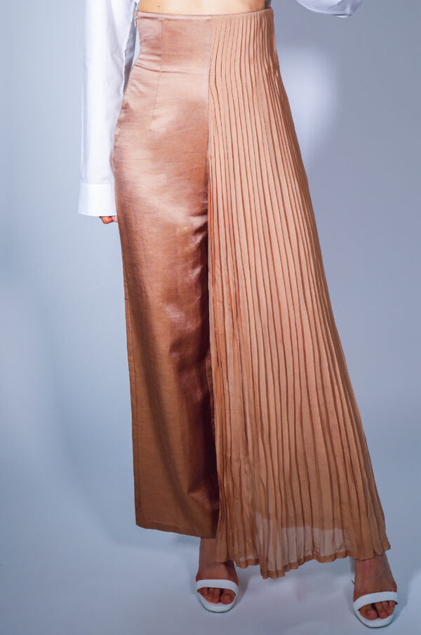 gesture knife pleat pant