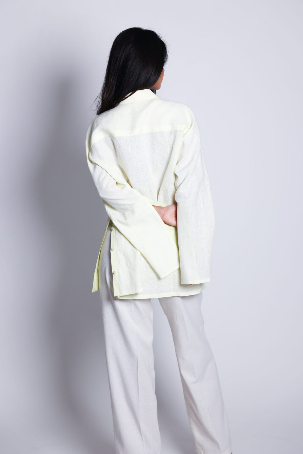 placketed shirt