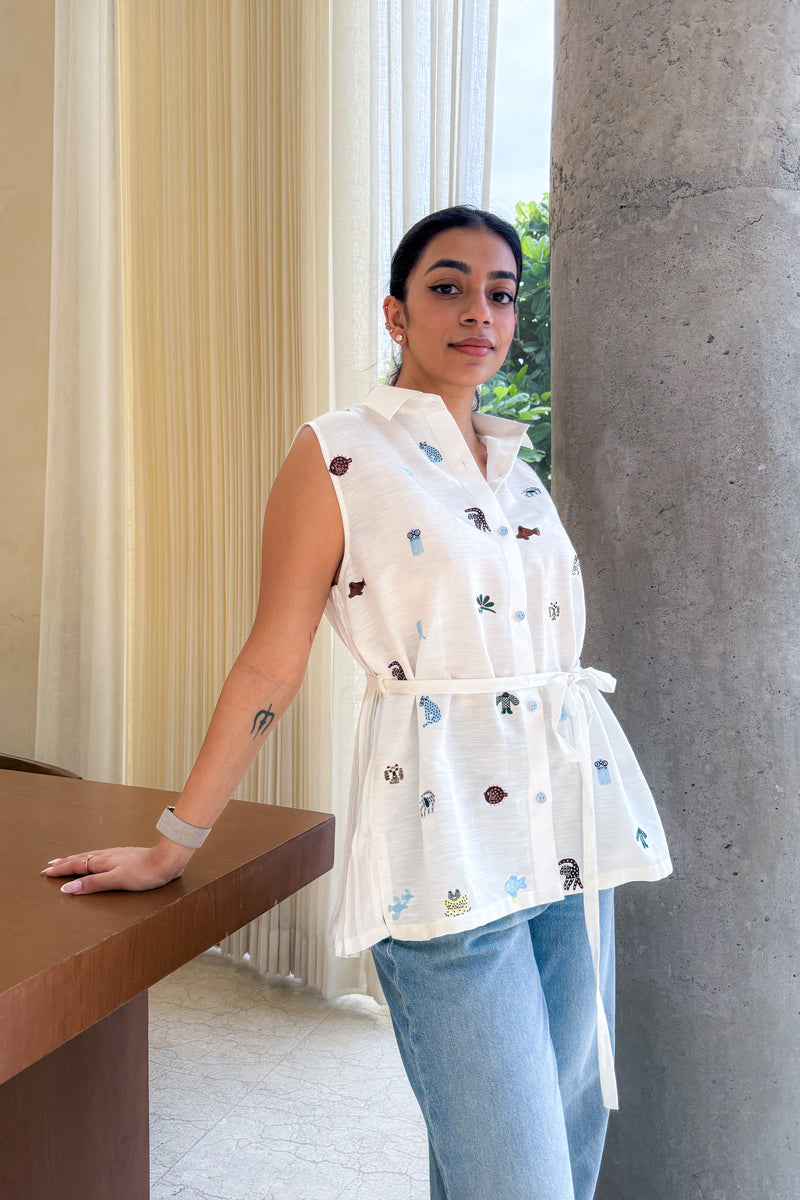 sleeveless picnic shirt