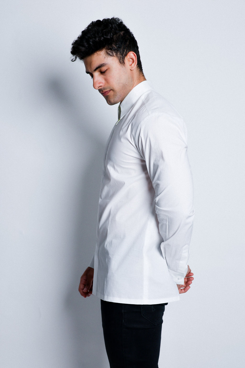 latched vertical lines shirt