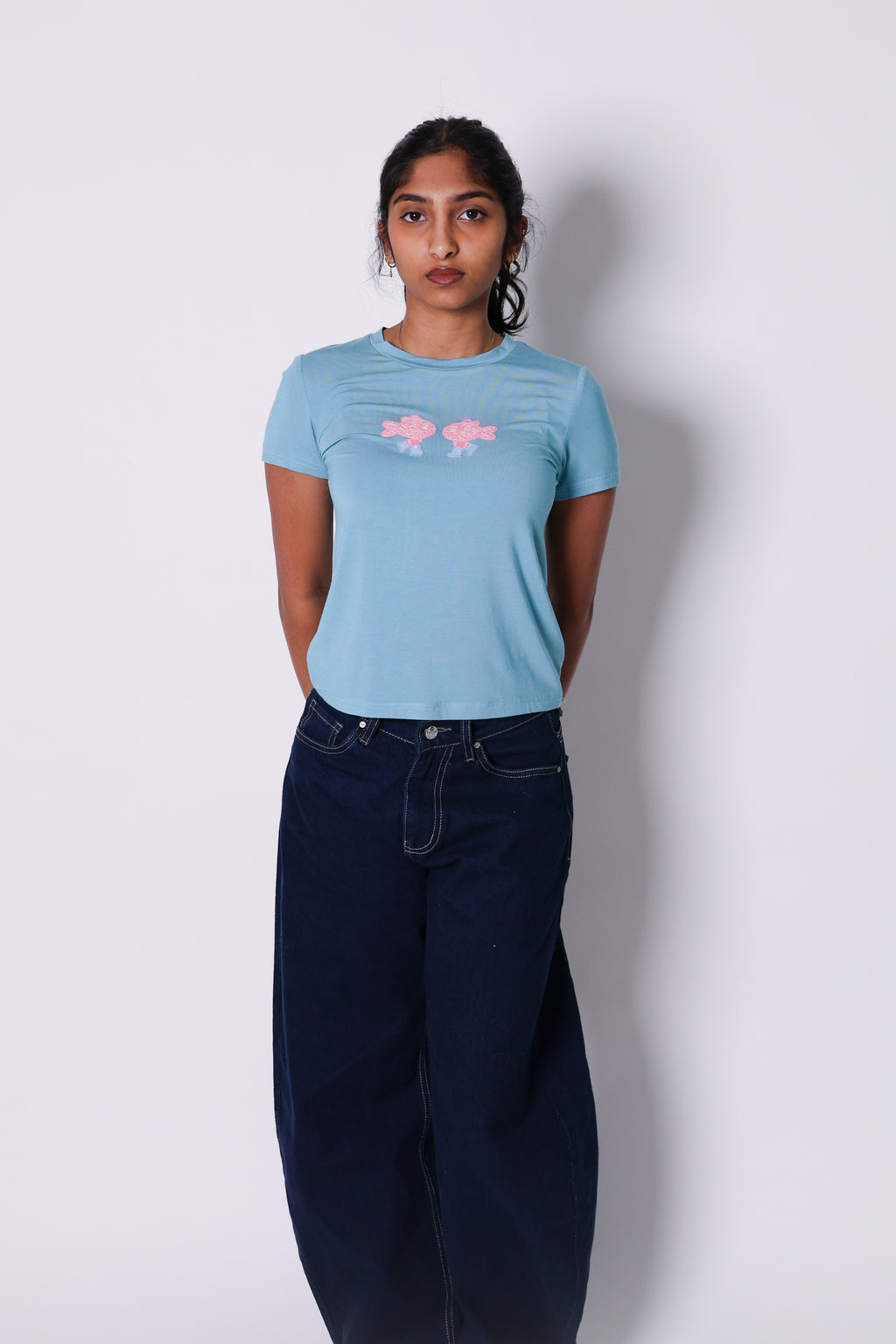 kissing fish baby tee pink duo