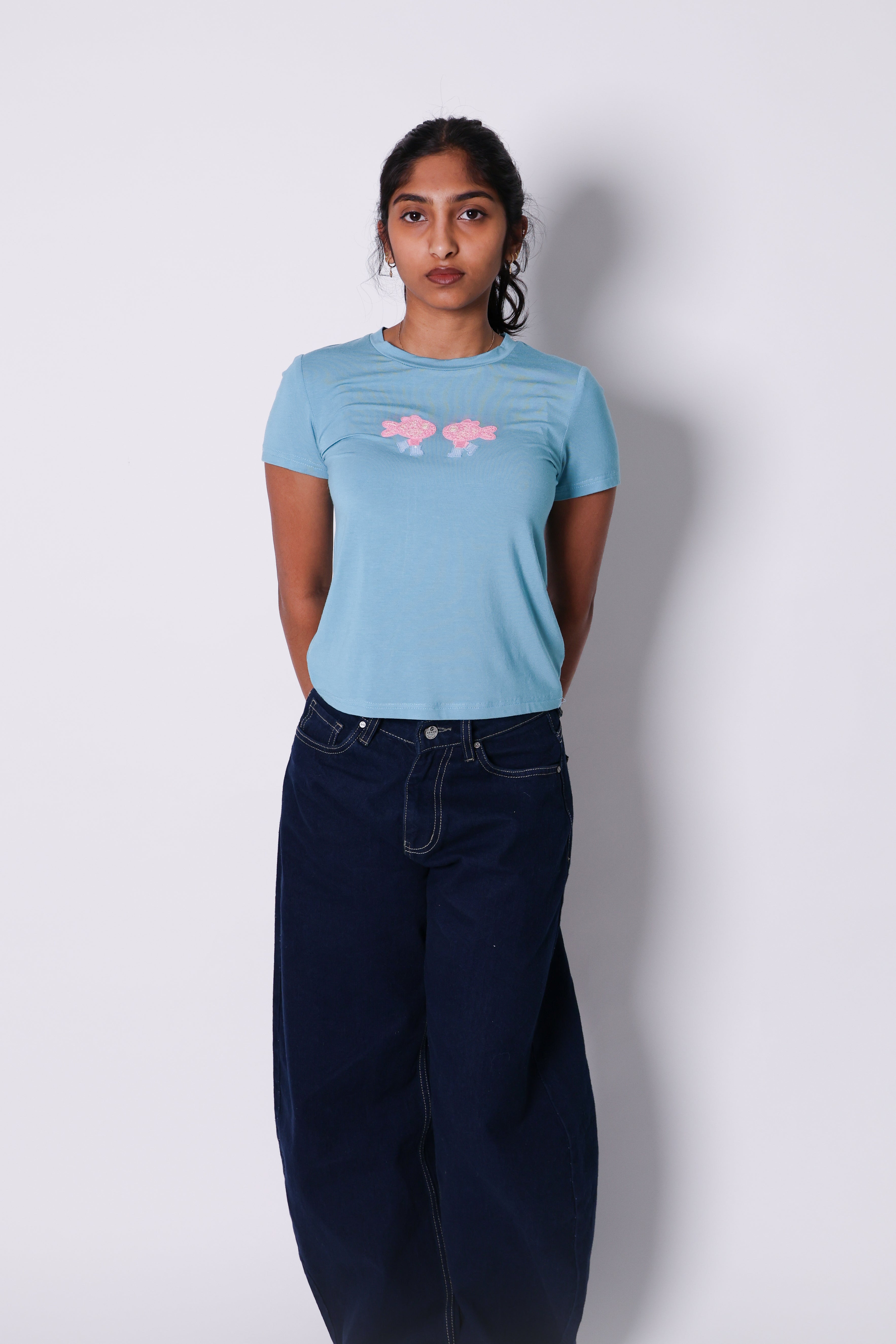 kissing fish baby tee pink duo