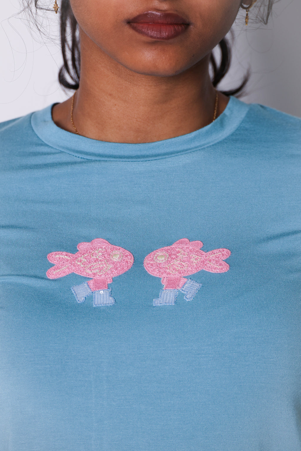 kissing fish baby tee pink duo