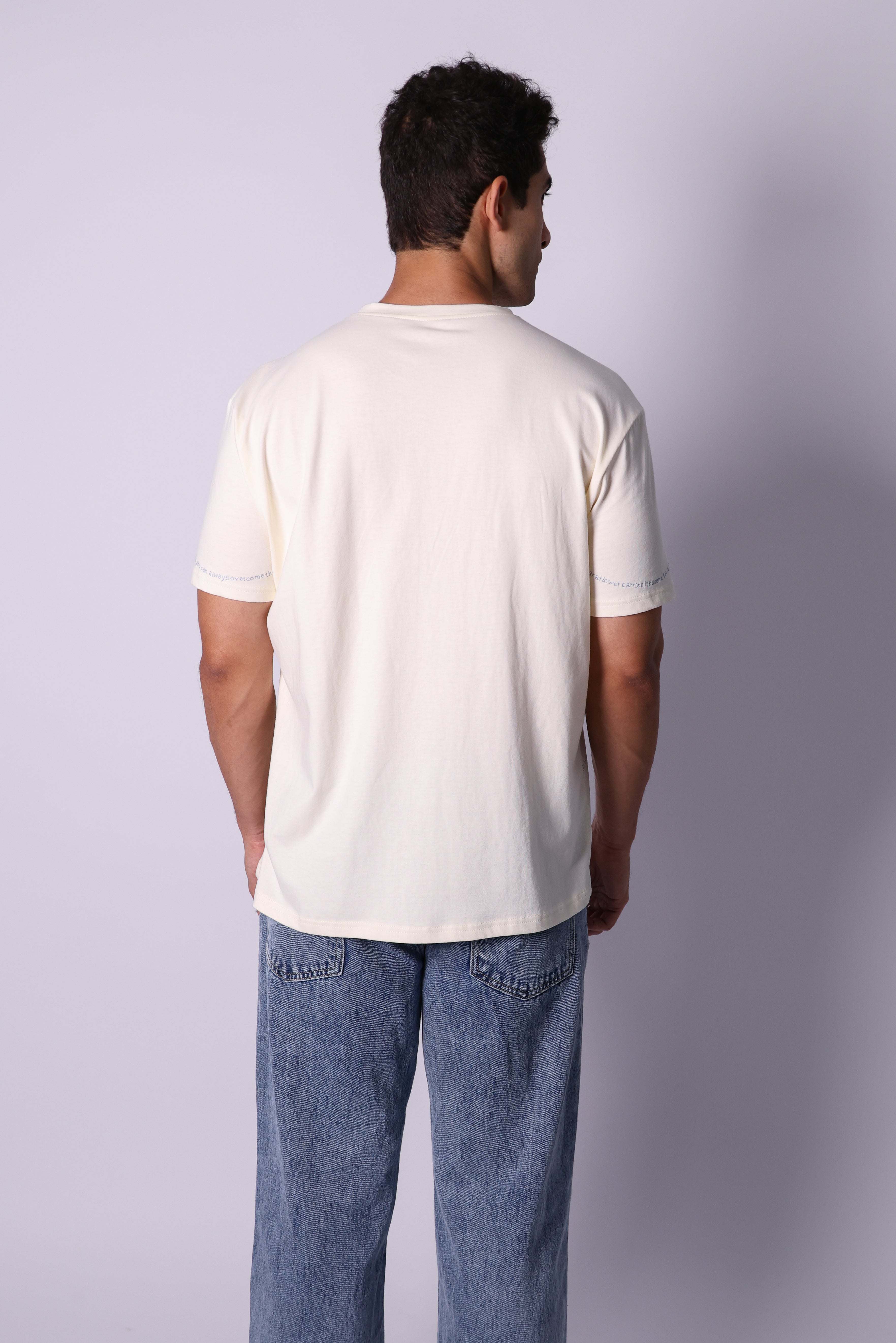 curved text tee