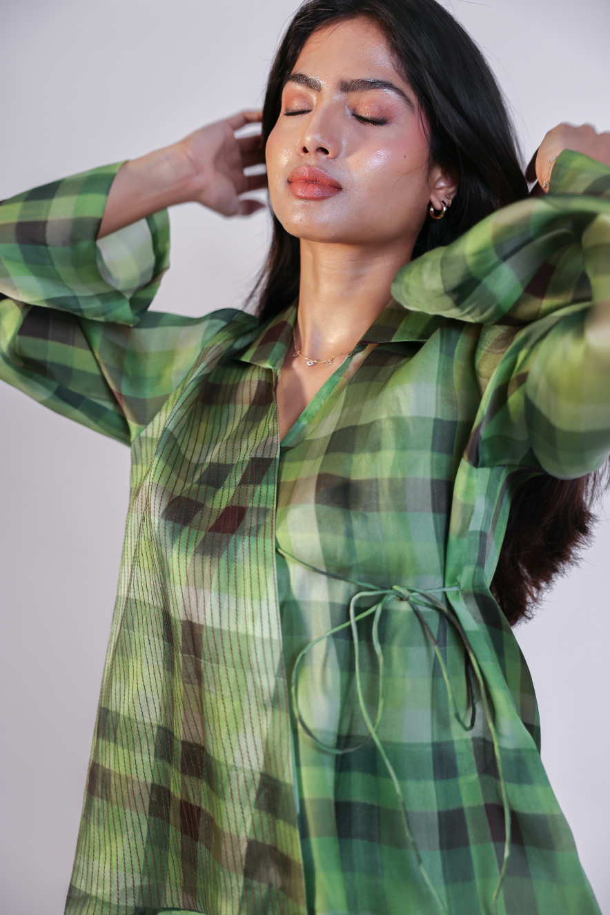 lungi hidden honey shirt